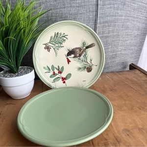Pfaltzgraff Winterwood Bread & Butter Plates 8.25” Greenery and Berries Set of 2